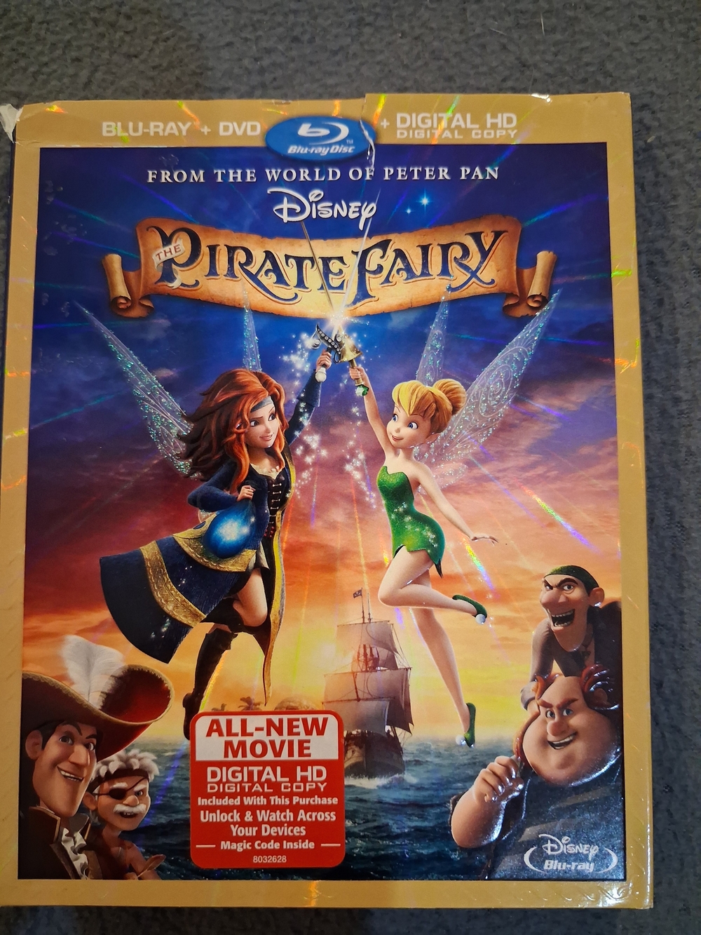Disney The Pirate Fairy Blu-ray + DVD